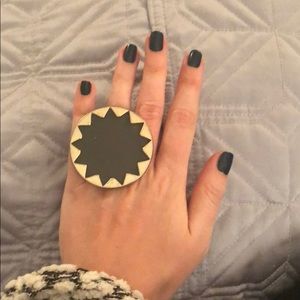 House of Harlow 1960 ring